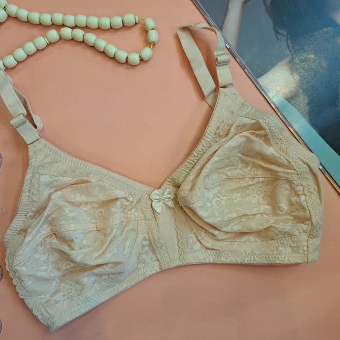 Ringless Daily Wear Bra, product photograph.