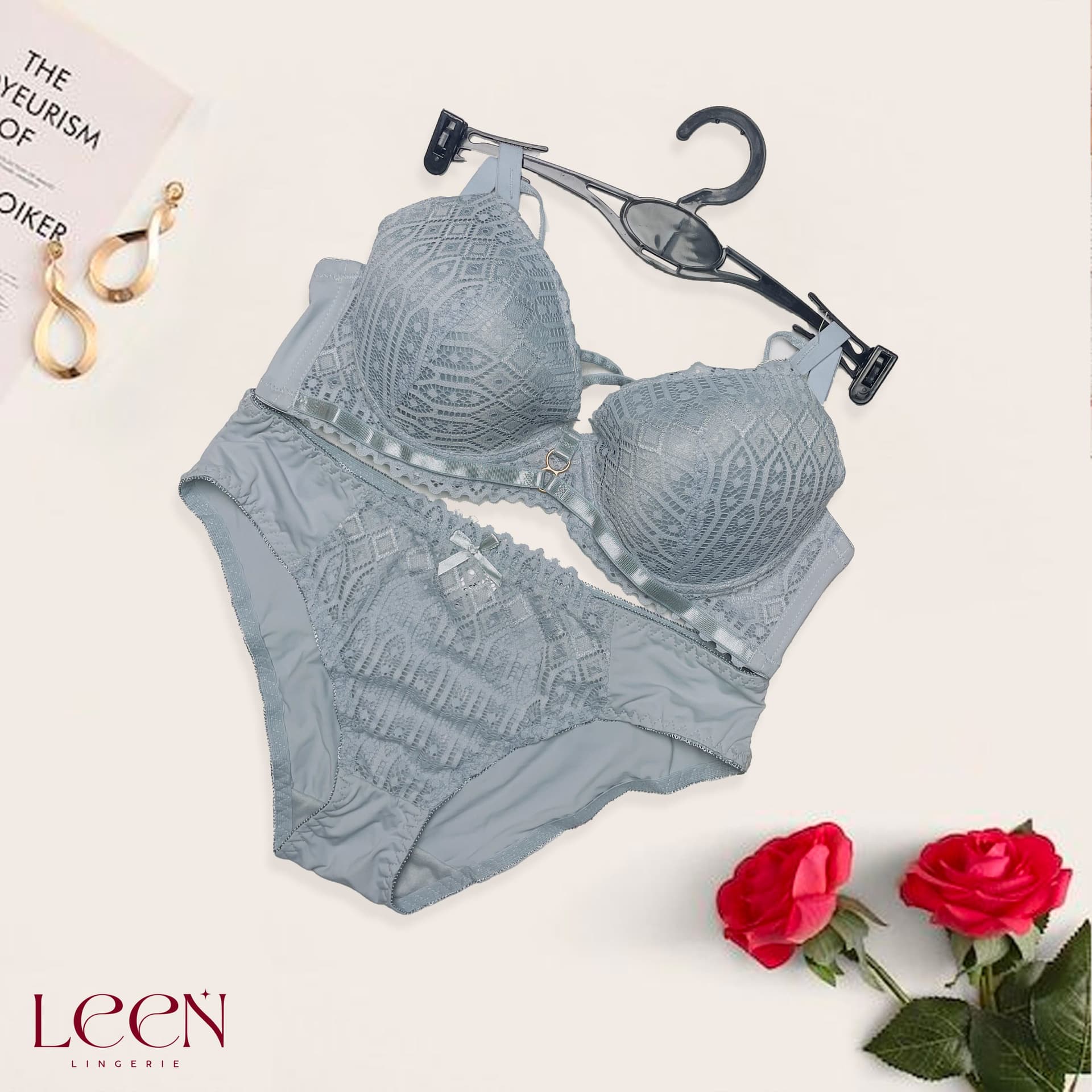Embroidered Thin Pad Bra Set, product photograph.