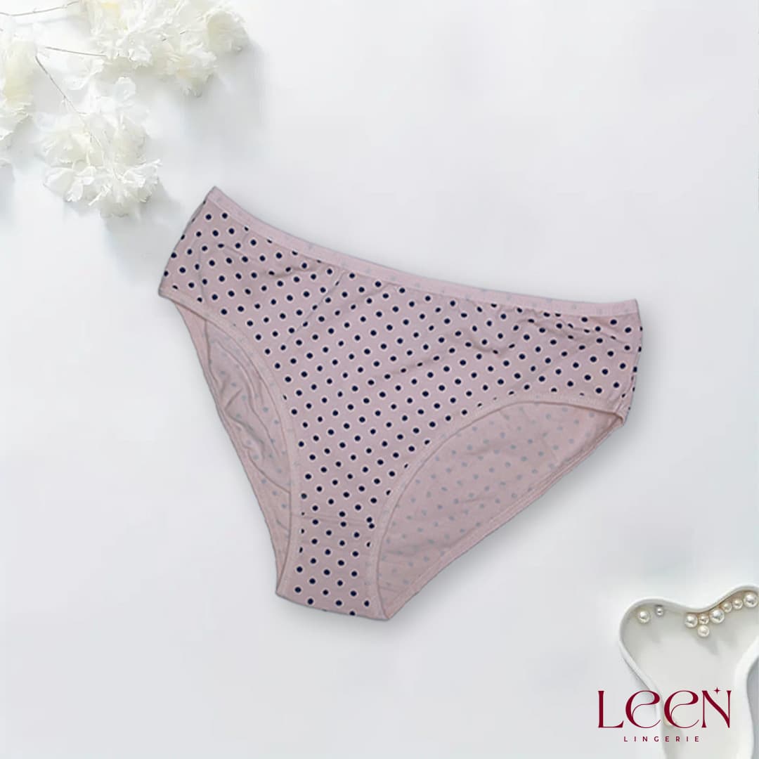 Seamless Low Waist Panties (Pack), product photograph.
